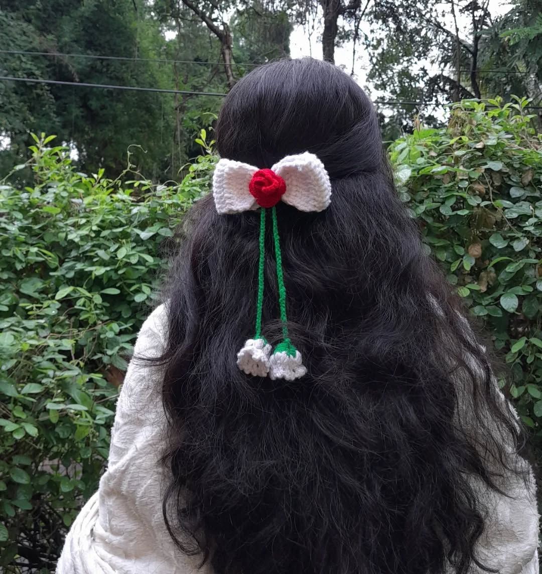 Crochet Handmade White and Red Rose Hair Bow Clip For Girls