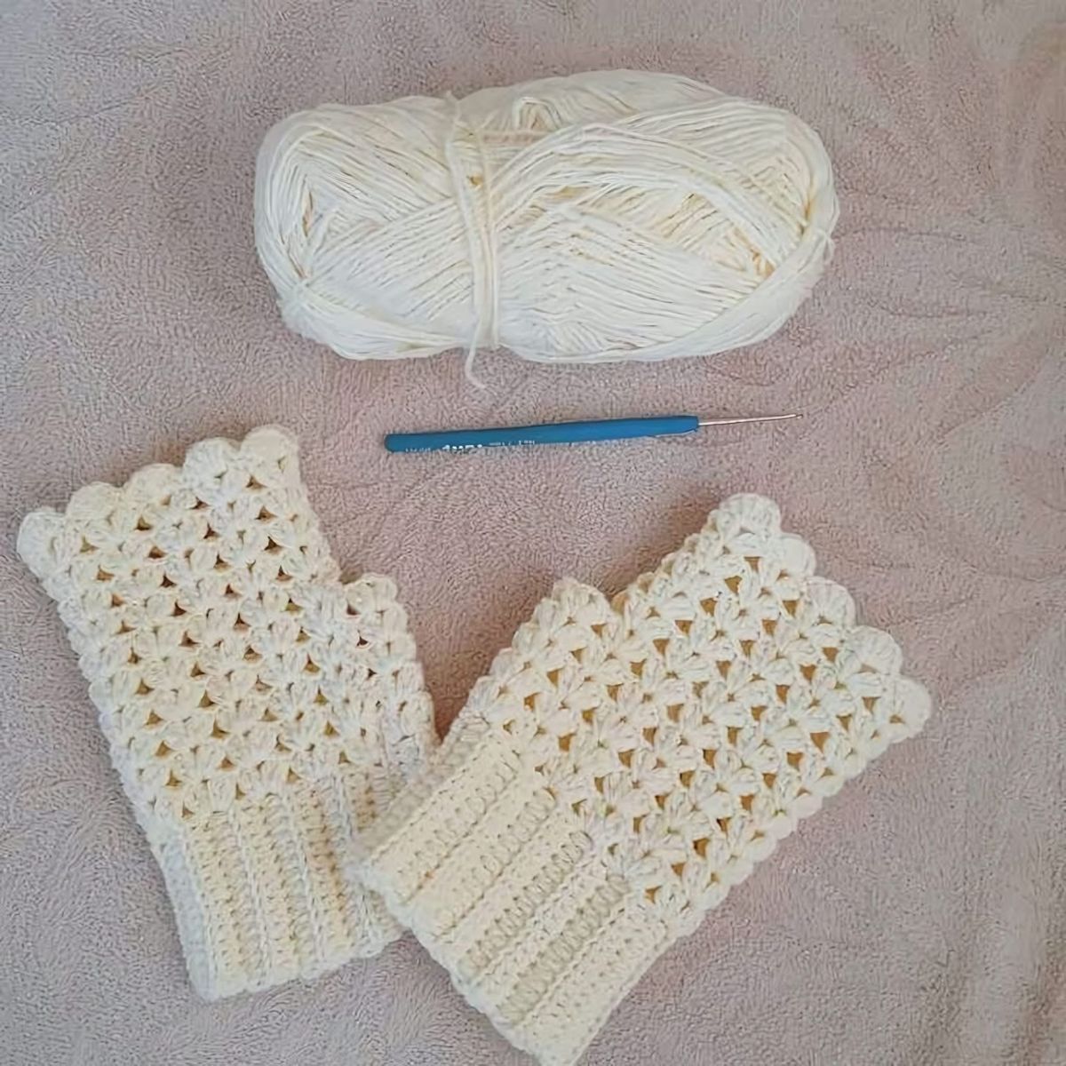 Handmade Crochet Trendy Fingerless Winter Gloves For Women