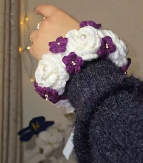 White Purple Gajra Flower Bracelet For Women / Girls